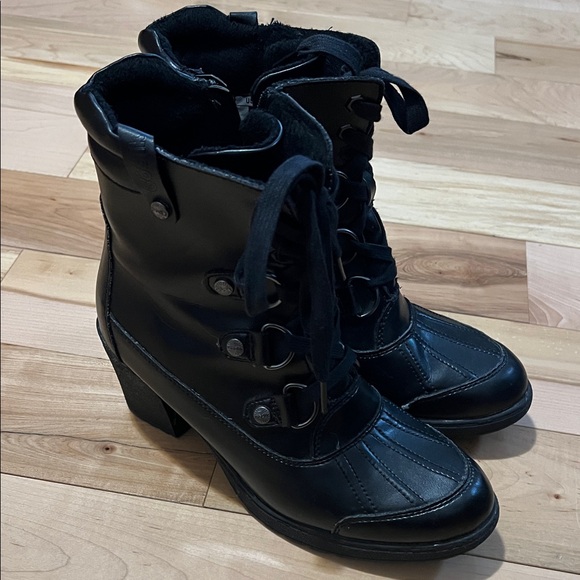 Godik Shoes - Elegant Black Women's Winter Boots